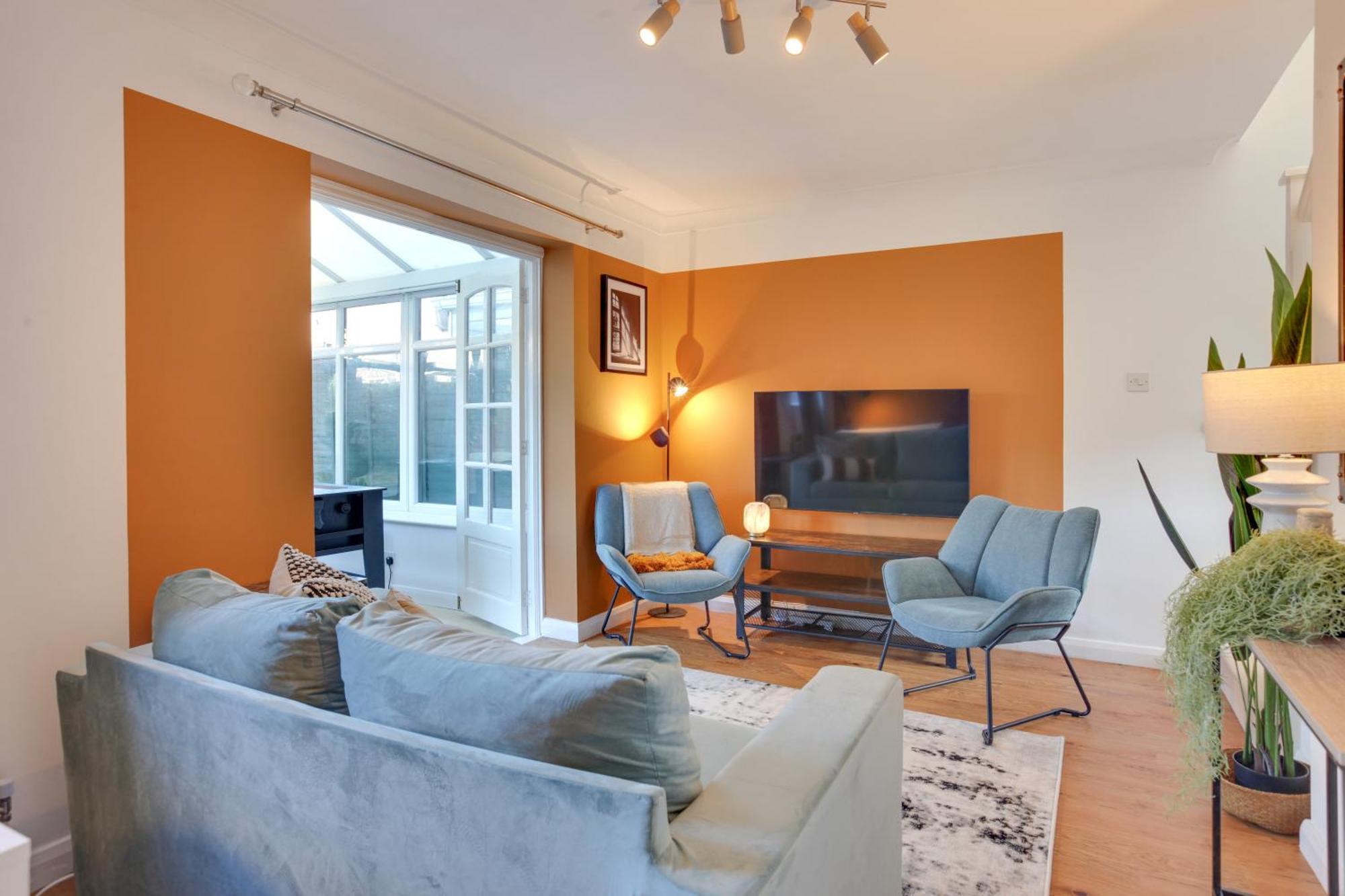 Cosy Two Bedroom House - Chelmsford - Free Parking And Wifi Eksteriør billede