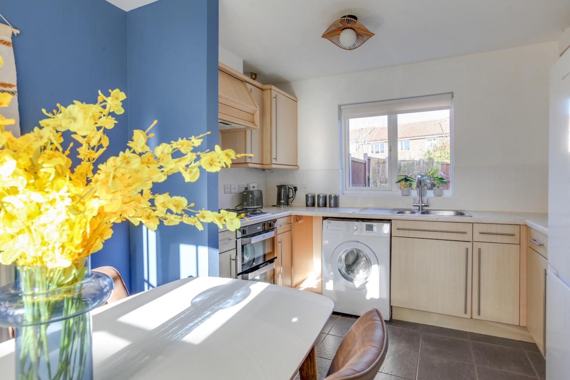 Cosy Two Bedroom House - Chelmsford - Free Parking And Wifi Eksteriør billede